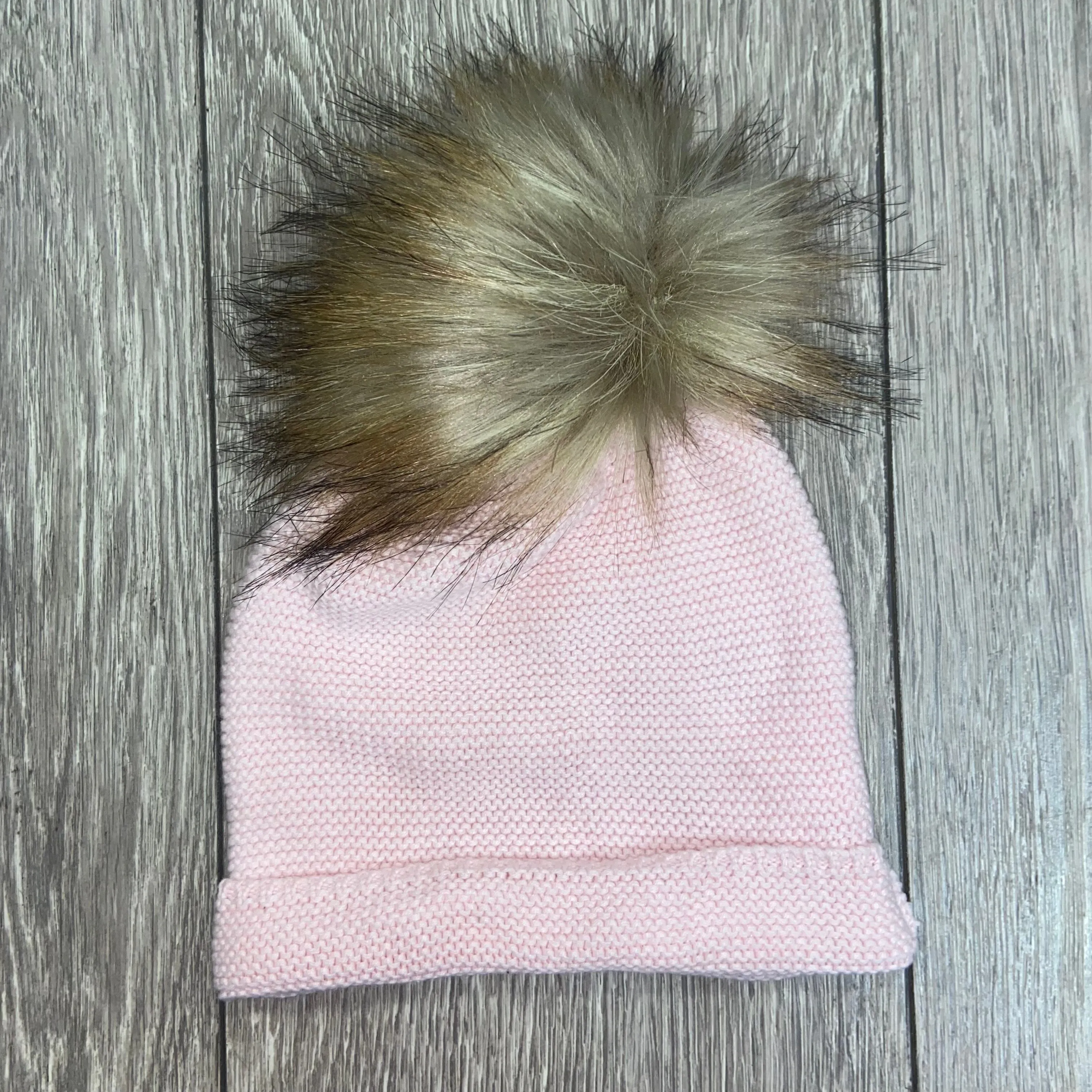 AW22 Meia Pata Pink Faux Fur Pom Pom Hat