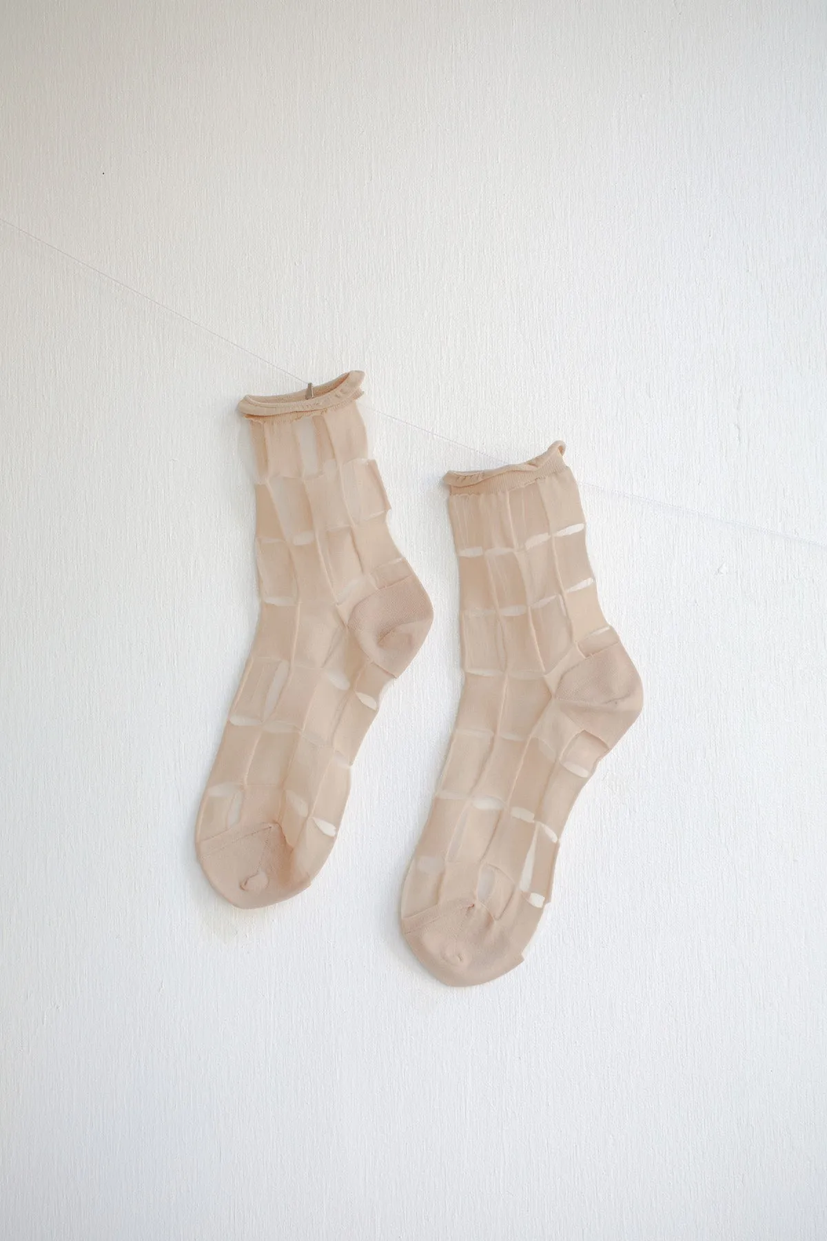 Berlin Sheer Short Crew Socks - Nude