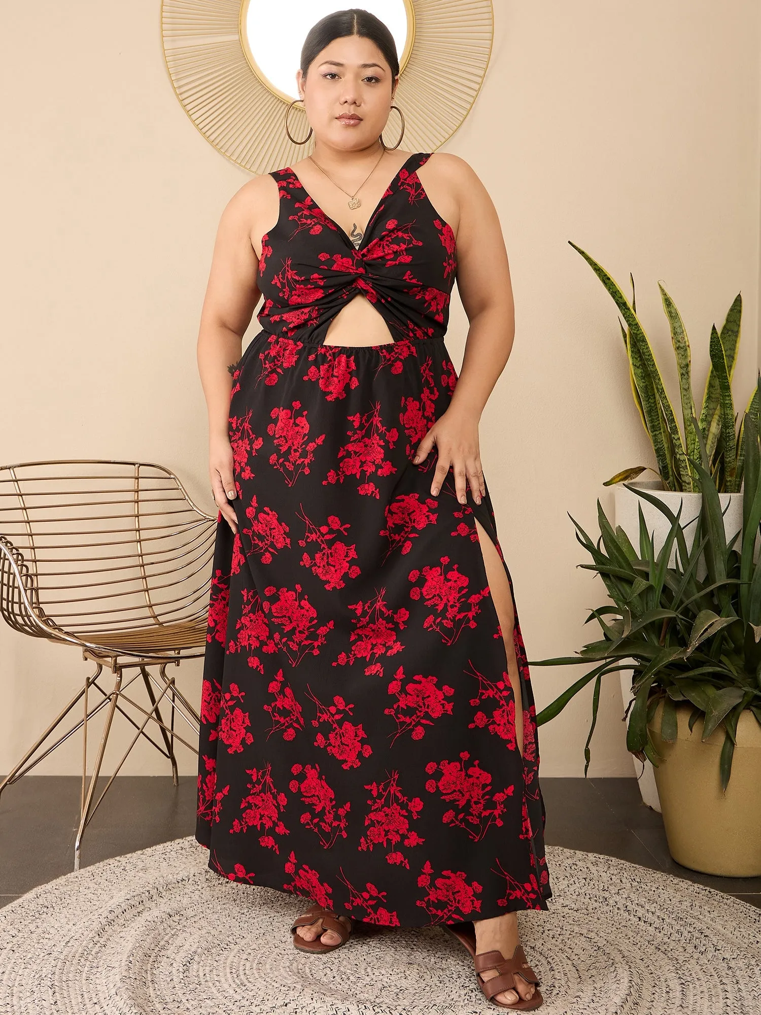 Berrylush Curve Women Black V-Neck Floral Print Cut-Outs A-Line Maxi Dress