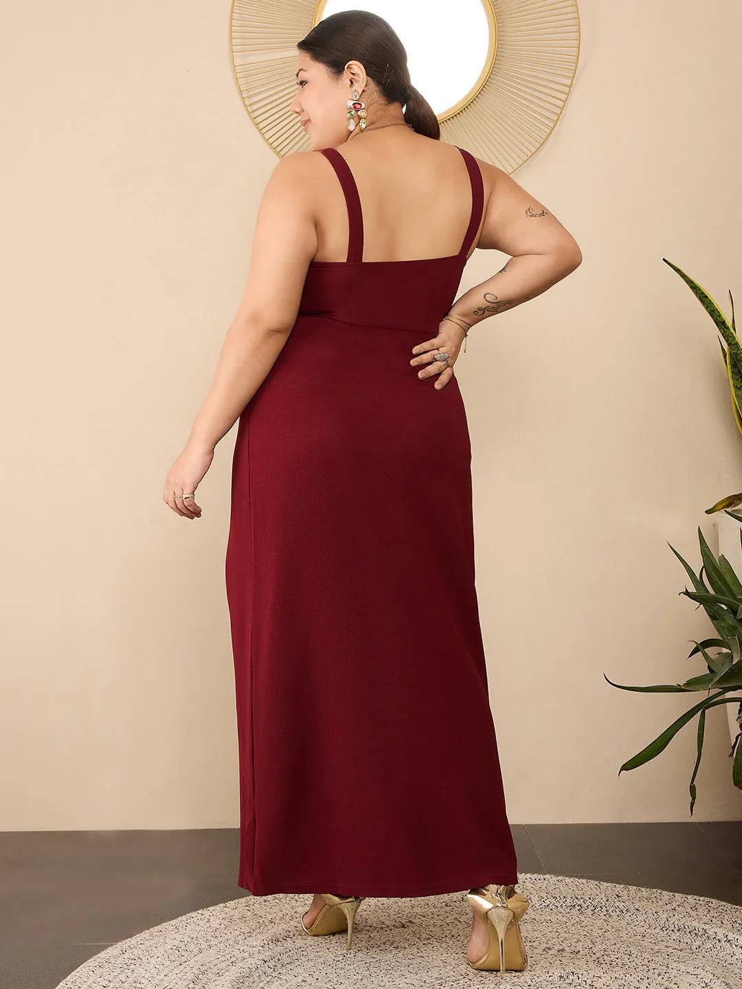 Berrylush Curve Women Maroon Solid Shoulder Straps Split Thigh Knitted Maxi Dress