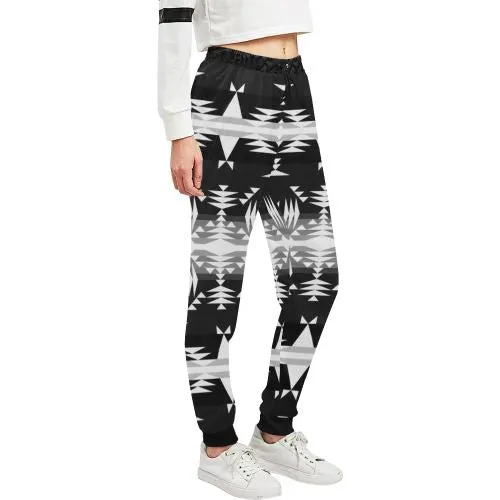 Between the Mountains Black and White Women's Sweatpants