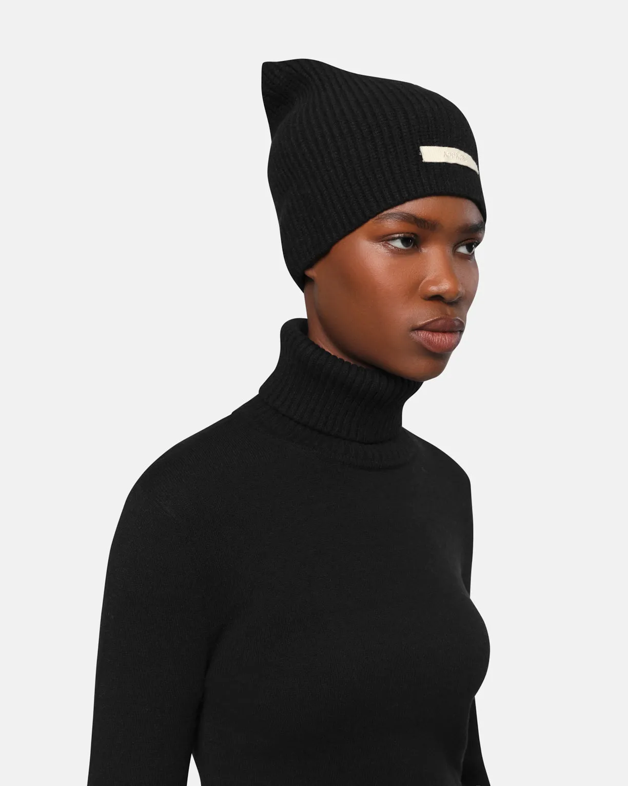 Cara Noir Beanie