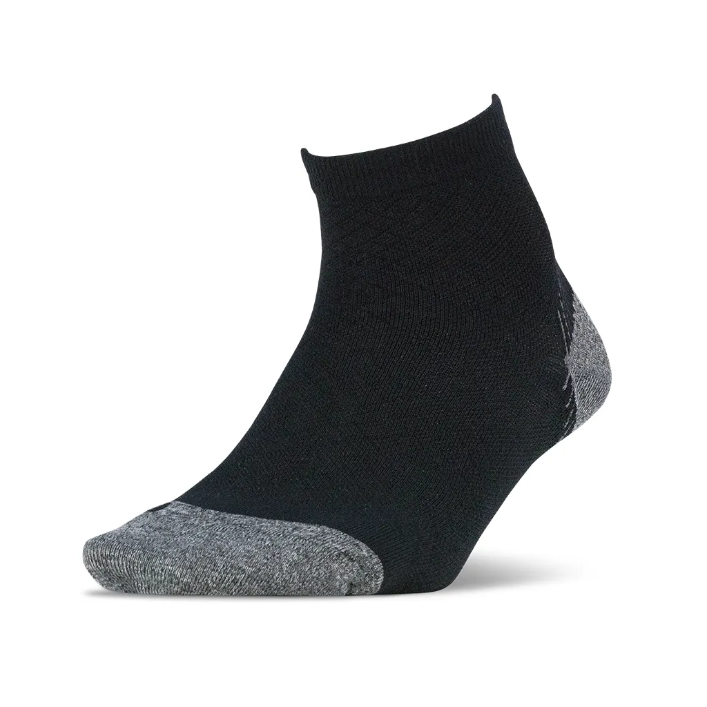 Feetures Plantar Fasciitis Compression Sock Ultra Light Quarter Socks