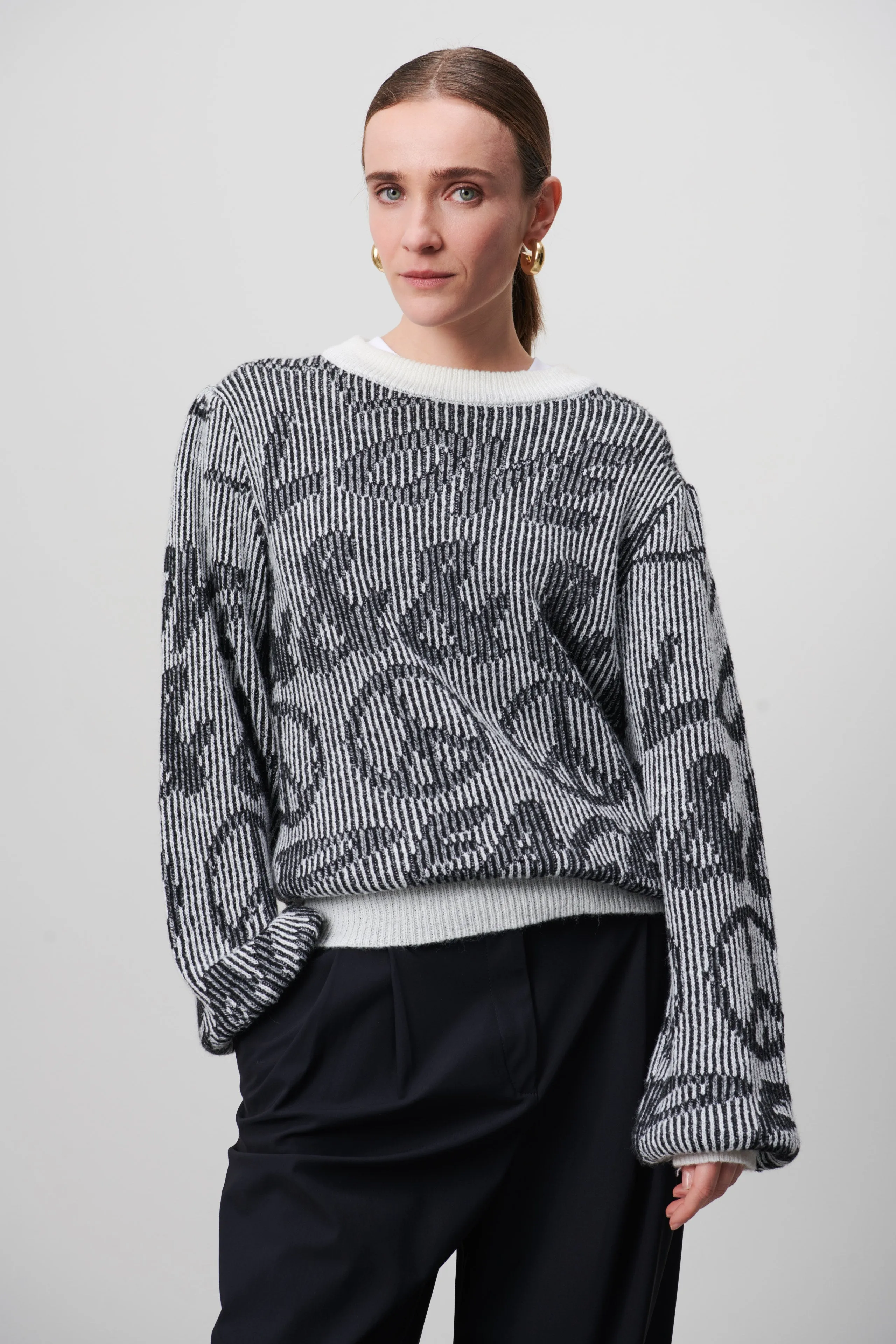 Grace  Pullover | Black White