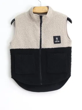 Kids Boy's Colorblocked Sherpa Vest,Black/Beige