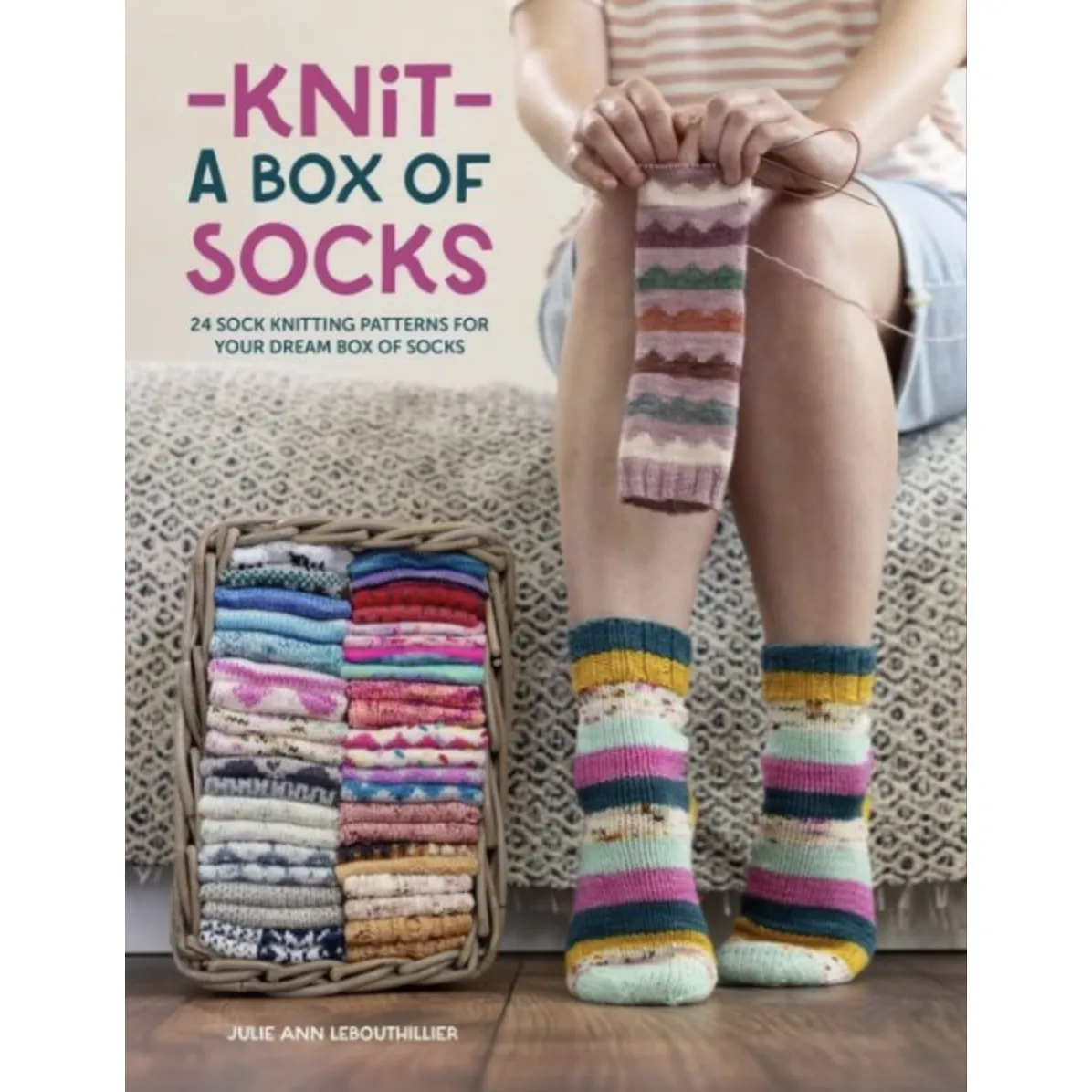 Knit a Box of Socks (Julie Ann Lebouthillier)