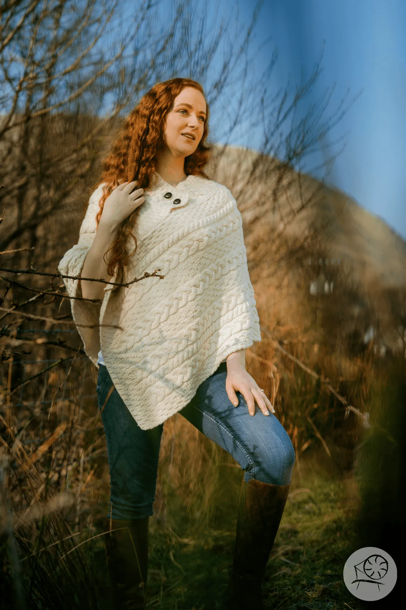 Ladies Merino Wool Poncho - Bainín