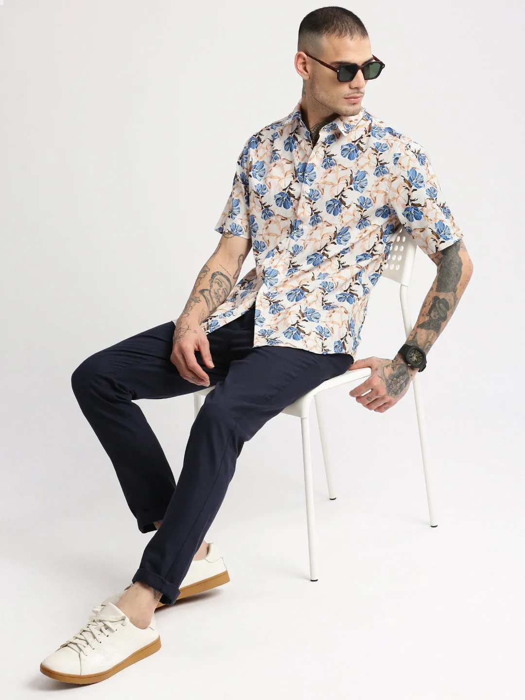 Men Spread Collar Floral Peach Casual Shirt