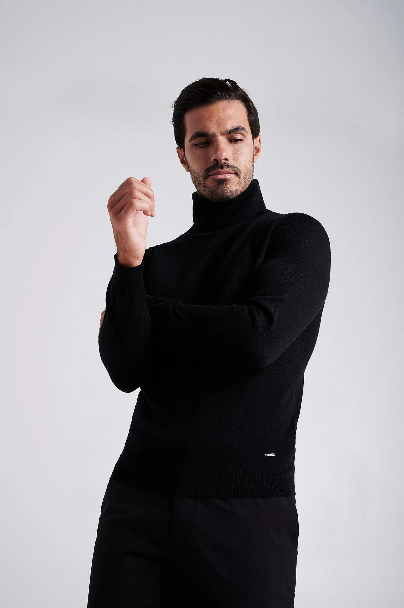 Men's extrafine merino wool turtleneck sweater