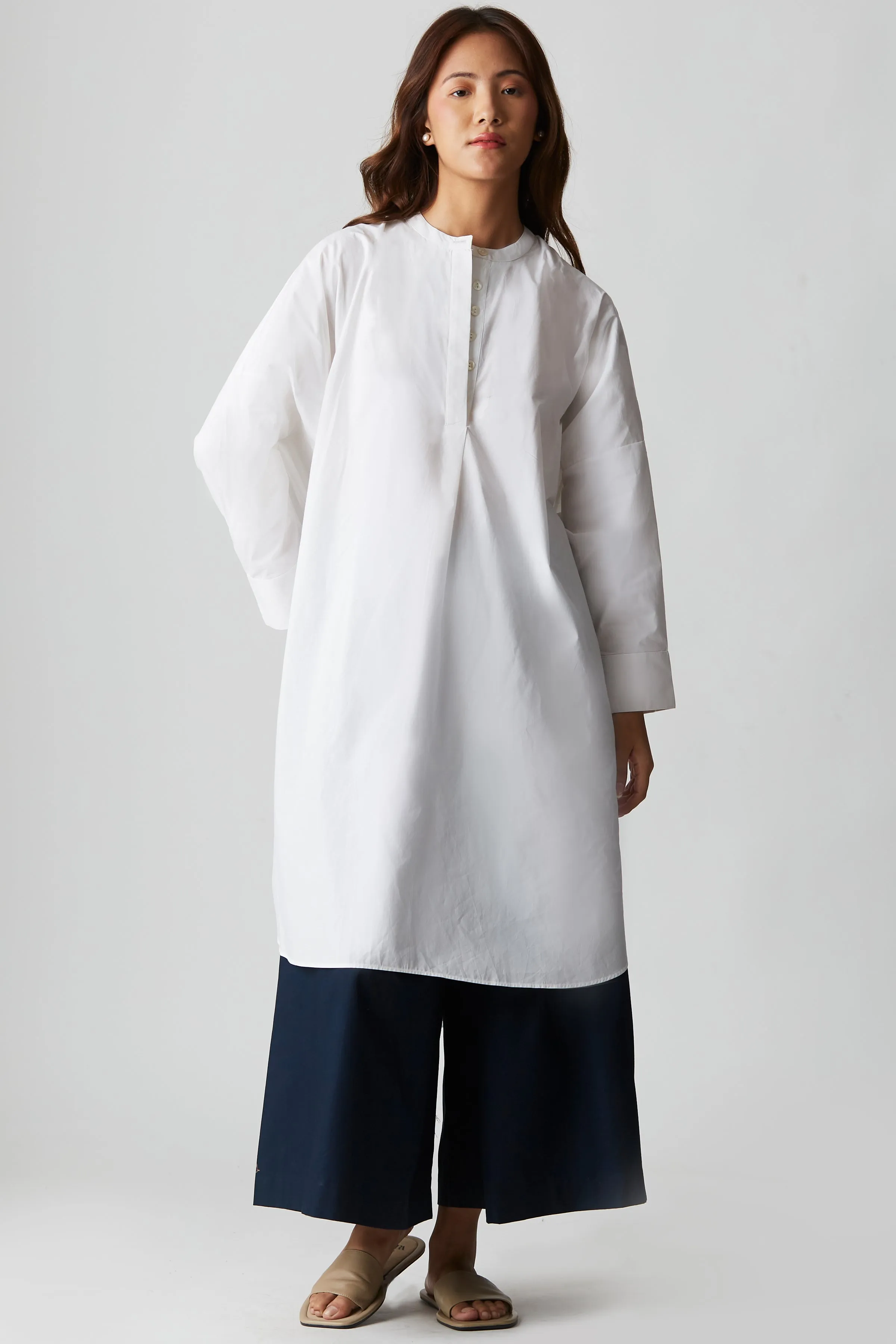 Relaxed Weekend Tunic : White