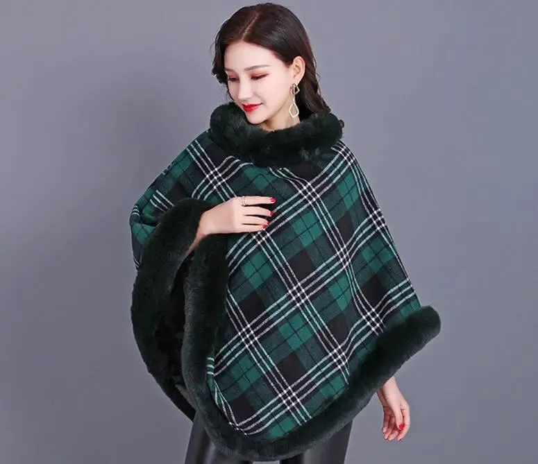 Striped Plaid Poncho Winter Faux Fur Street Wear Triangle Fur Neck Pullover Cloak