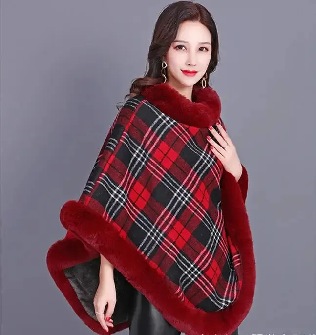 Striped Plaid Poncho Winter Faux Fur Street Wear Triangle Fur Neck Pullover Cloak