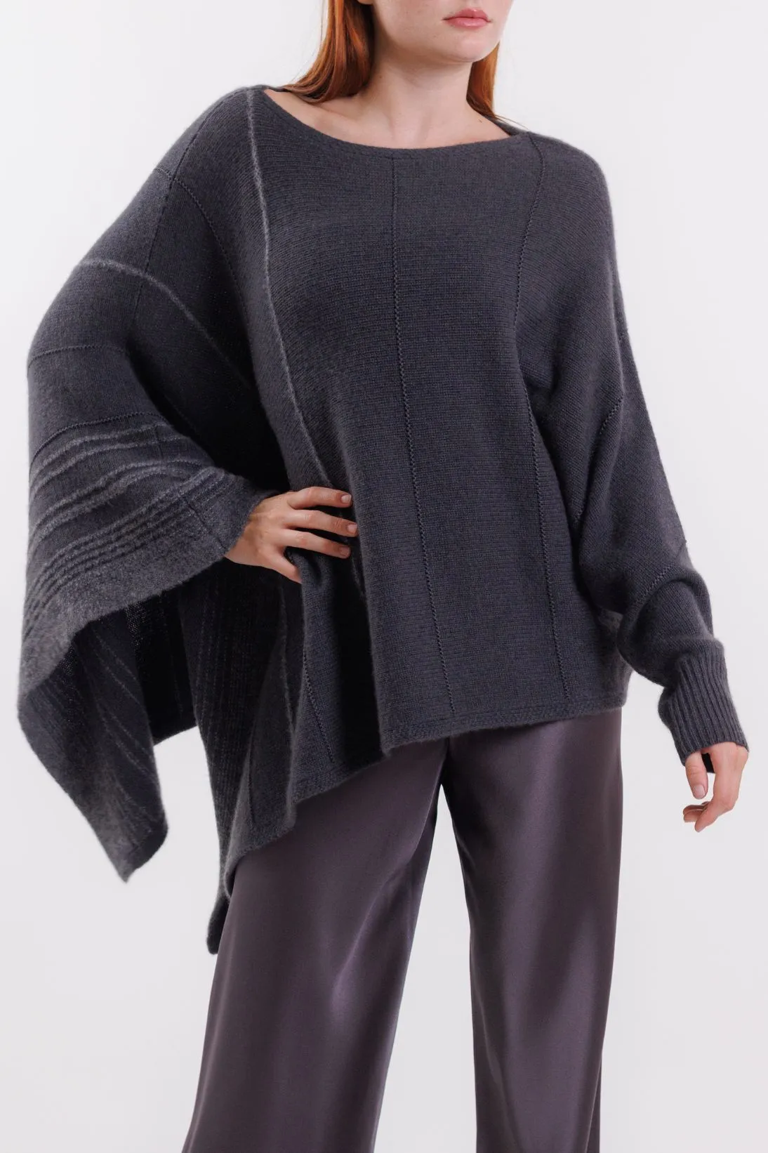 SUSTAINABLE ASYMMETRIC PONCHO