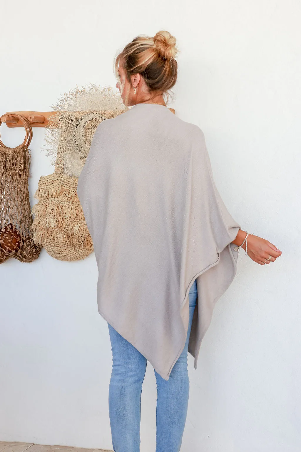 Vida Poncho Stone